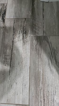 Barnwood Ceramic TILE Bosse Grey 7 x 20 in. (17 boxes) Covers 242 SF Price Drop