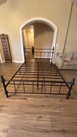Queen bed