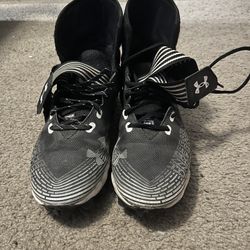 Under Armor Football Cleats 