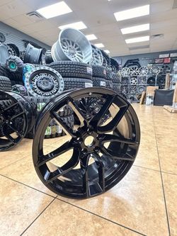 22x9 Wheels Set Available