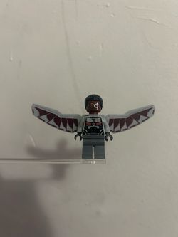 LEGO Marvel Falcon Minifigure with Wings