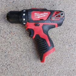 DRILL MILWAUKEE TOOL ONLY 
