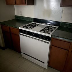 used refrigerator & stove 