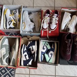 Mondo Soles Christmas Shoe Sale  (check Description) 