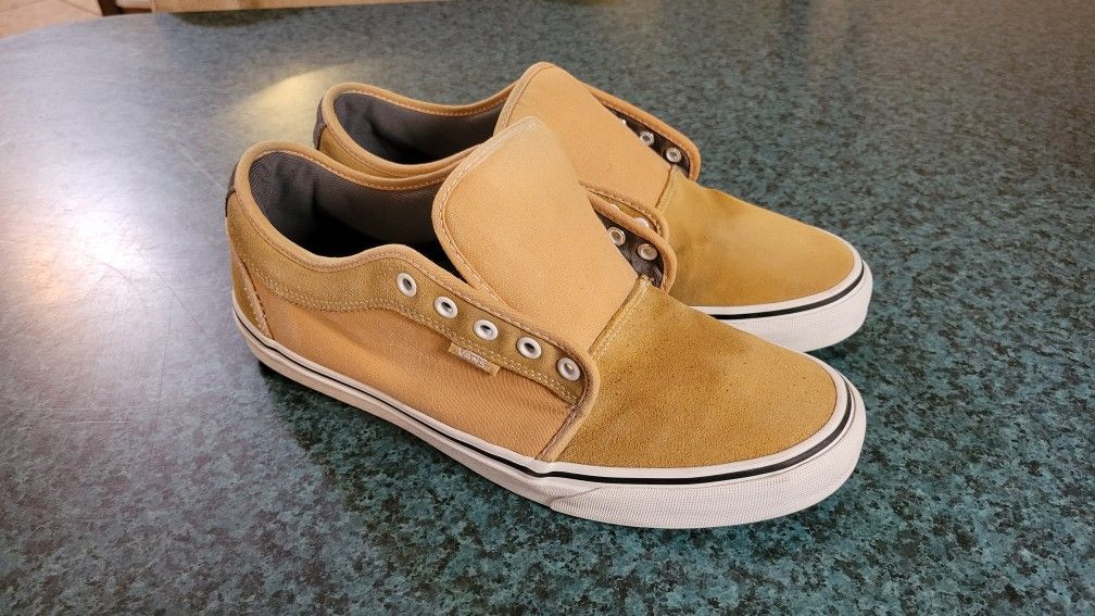 VANS Chukka Low