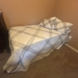 Beds Twin
