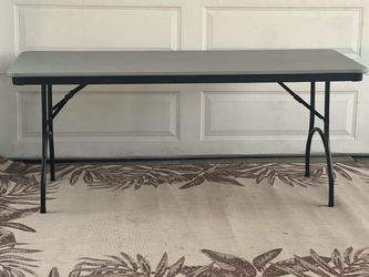 MityLite folding table like new 30”X 72”