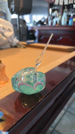 Perfume bottle