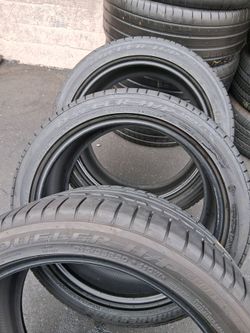 Vendo set de llantas BRIDGESTONE DUELER H/P 315/35/R20 275/40/R20 $600