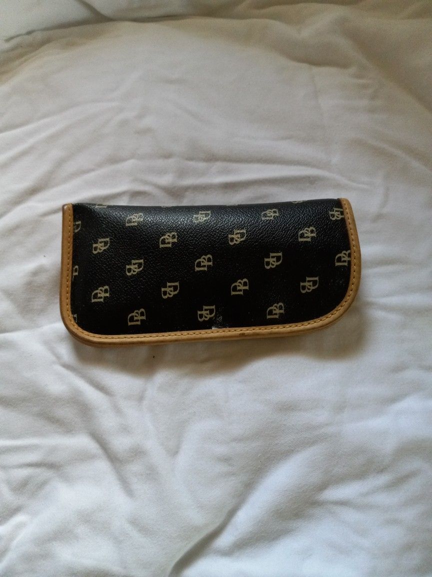 "Dooney" & Bourke Eyewear Case