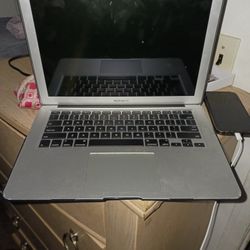 Mac Book 
