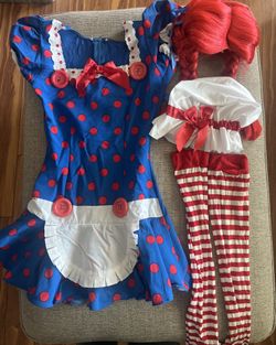 Costume