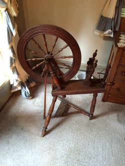 Antique spinning wheel over 200 yrs old made by Klein. Originally owned by Elizabeth(Fisher) Moyer of Freeburg,Snyder County. Have line of decent pap