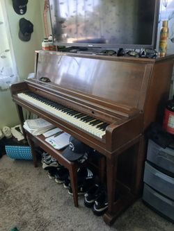 Wurlitzer Piano 