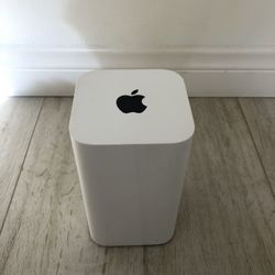 Apple Wifi Router w/ Cables Included