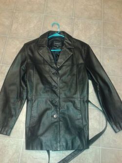 Ladies genuine leather jacket