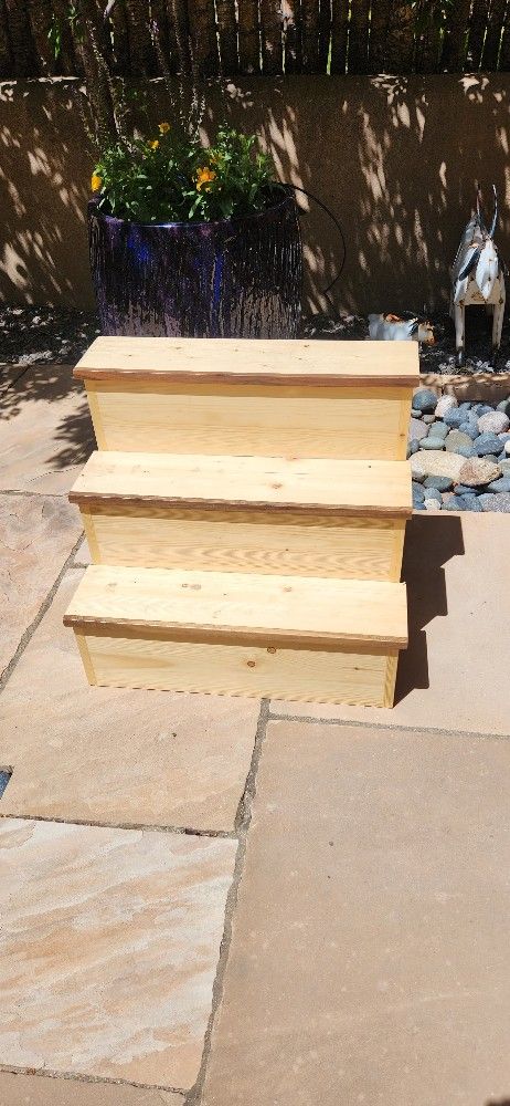 Wooden Display Shelf 3 Tiered