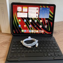 iPad Pro 11” (M1 chip / 2021 model) 3rd Generation 128GB with keyboard case,  pen & Accessories 