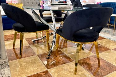 Round Glass Dining Table with 4 Black Velvet Chairs