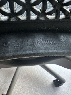 Herman Miller Mesh Office Chair (Black)