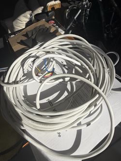 Speaker wire
