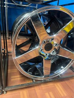 22x9 Replica LT113 Chrome Wheels – $1,250