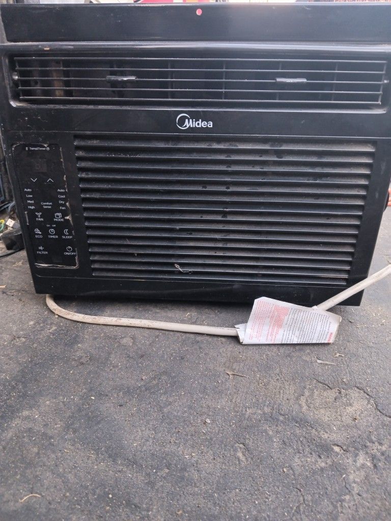 **AIR CONDITIONER**HABLA ESPANOL