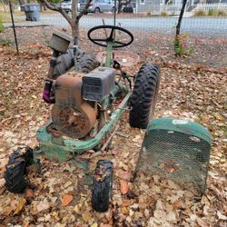 Antique Gard'n Mast'r Tractor