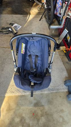 Car seat/stroller Doona
