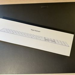 Magic Keyboard With Numeric Keypad | Apple
