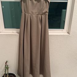 Elegant Two-Tone Midi Dress with Pockets 