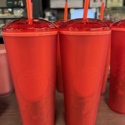 Starbucks Valentine Cup 2022