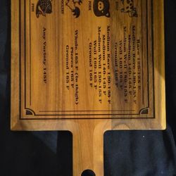 Engraved Wooden Cutting Board with Handle - Natural Wood Tone