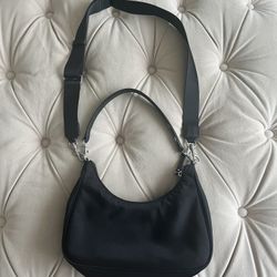 Quince Revive Nylon Foldover Crossbody - Black