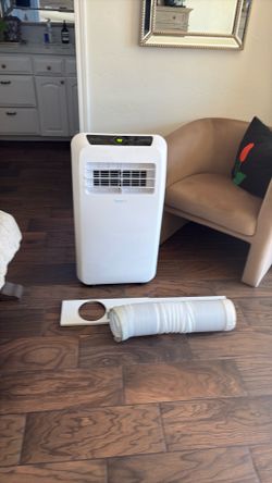 Air conditioner 160$ firm cash only firm will be plugged in when buy nothings filthy