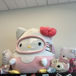 Giant Hello Kitty Squishmallow 