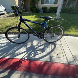 Mongoose Camrock Bike
