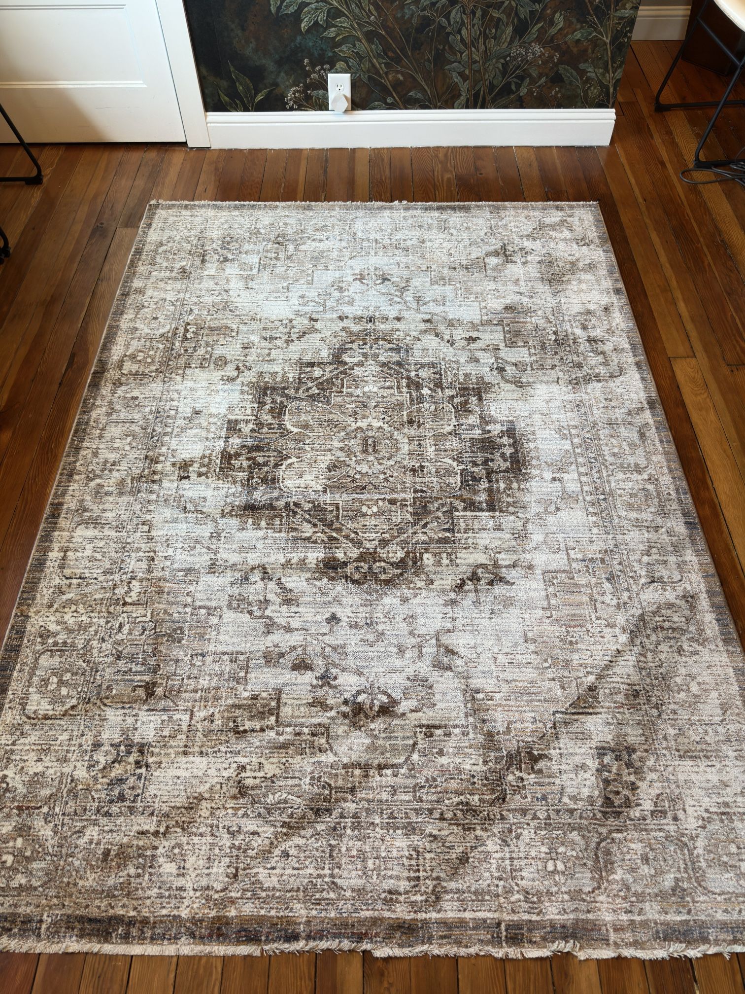 Loloi Area Rug, Basically Brand New