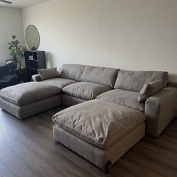 Ashley furniture 5 Pieces sofa with Ottomans