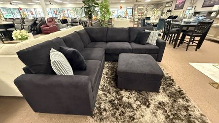 SECTIONAL WITH OTTOMAN
