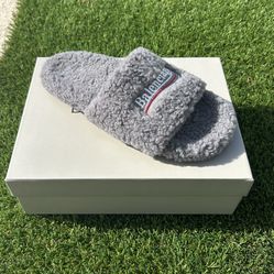 grey balenciaga slides