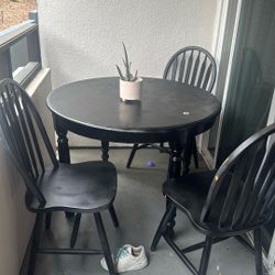 Black Round Table & 4 Chairs 