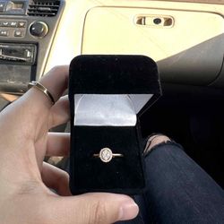 10kt Rose Gold Ring with real diamonds