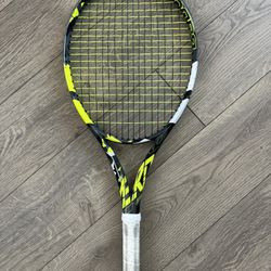 Babolat Aero Tennis Racket