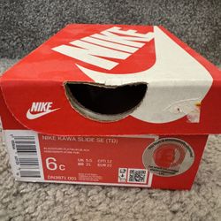 Nike Baby Slipper Size 6 Brand New