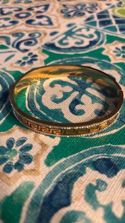 Gold bracelet