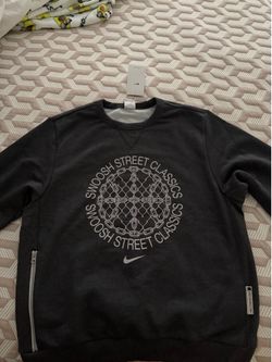 Nike Swoosh Street Classics Crewneck Sweatshirt – Size Large (L) – New with Tags