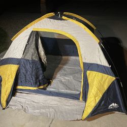 EUC North Face 9x7 Backpack Camping Tent Sierra Dome Mdl#68-07050R-5  Complete