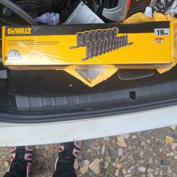 Milwaukee Drill Battery And Charger, Dewalt Charger And Impact Wrench Socket Set