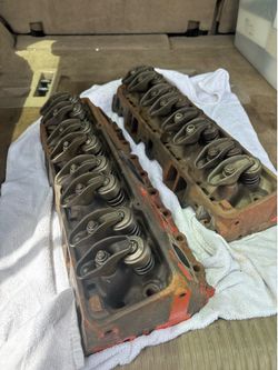 Cylinder Heads - Small Block Chevy 350